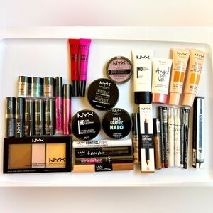 NYX MEGA BUNDLE DEAL 70% off! Get all 35 for $55!!! 💄😱🫢